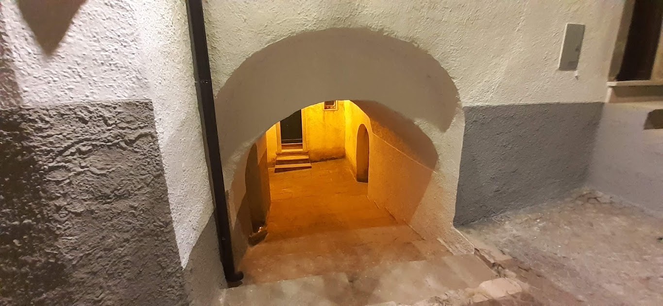 Alla scoperta degli archi di Alberona. Passeggiata domenicale organizzata dal locale club Unesco.