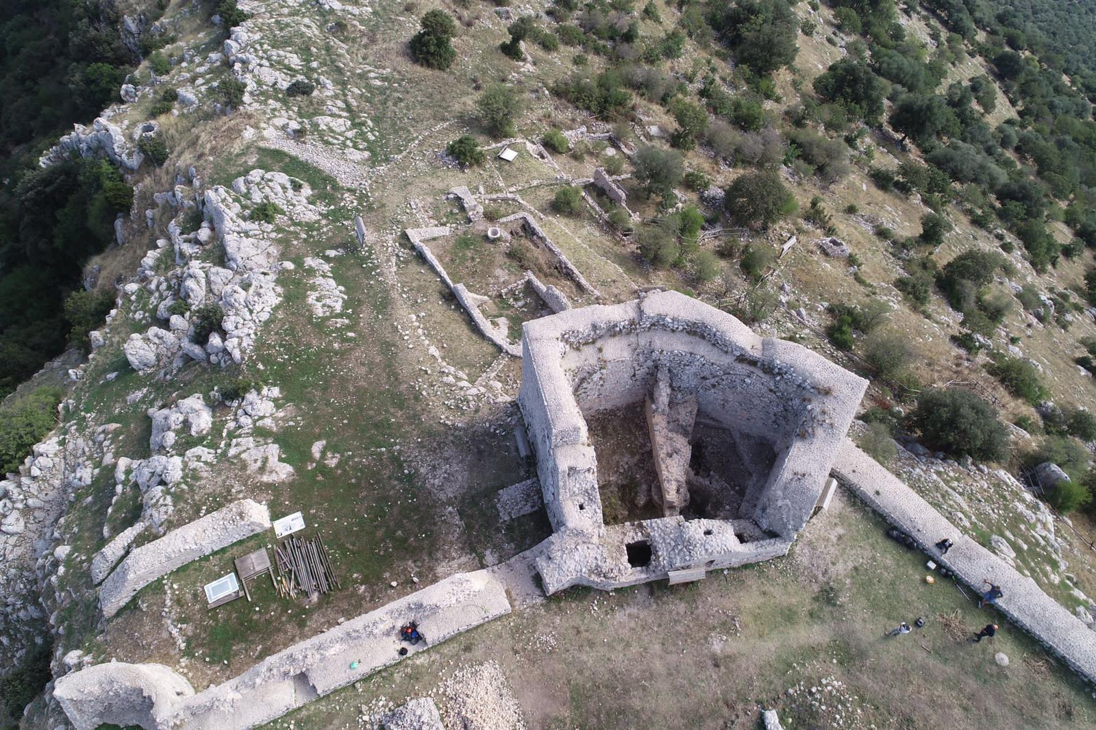 Progetto “Lubenemio” per la valorizzazione di Castelpagano. Visita del consigliere regionale Dell’Erba.