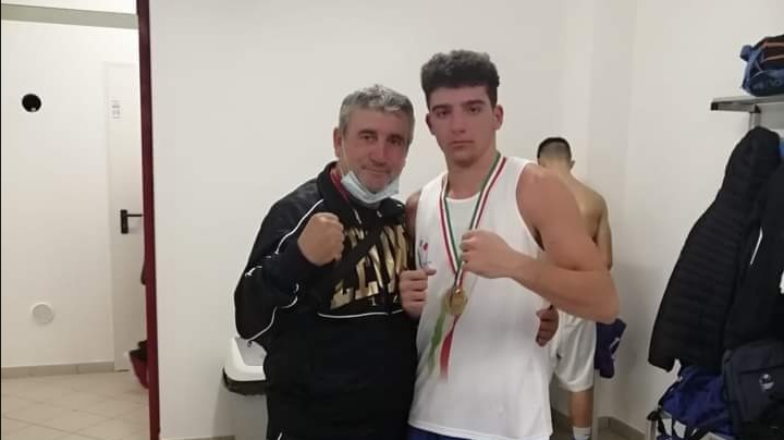 Il foggiano Donato Curtotti campione italiano junior 2021 di pugilato.
