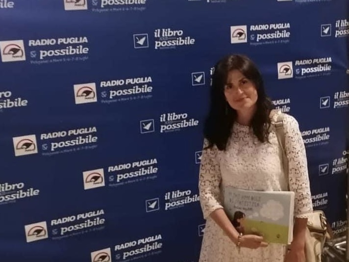 “Il libro Possibile”, Barbara Angelillis a Polignano a Mare con il suo lavoro