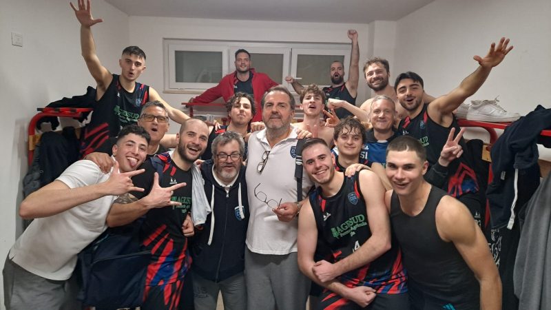 Basket playoff, impresa CUS Foggia che vince gara-1 sul parquet del Monopoli