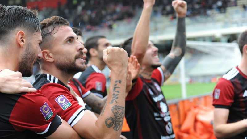 Il Foggia con il lutto nel cuore pareggio allo Zac con il Catania (2-2)