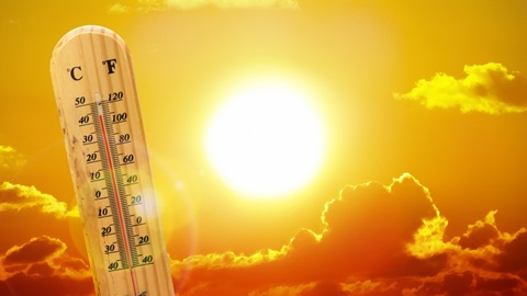 Calo di presenze in spiaggia a causa del gran caldo. Lo comunica il SIB.