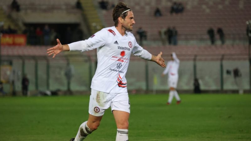 Battuto il Messina (0-3), ora sotto a chi tocca