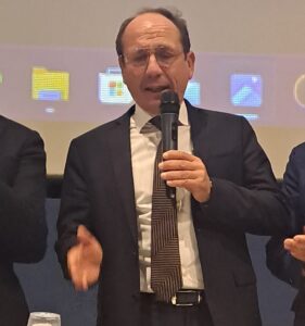Insensato chiudere anche solo temporaneamente il Poliambulatorio della Macchia Gialla